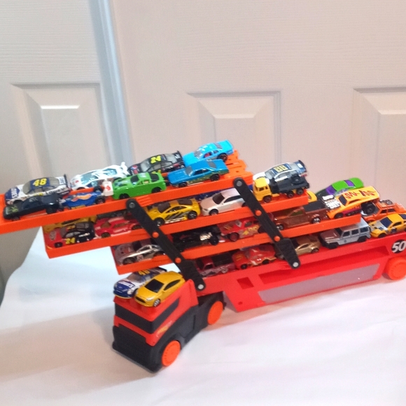 Mattel Toys Mattel Hot Wheels Toy Car Hauler Semi With 4 Cars